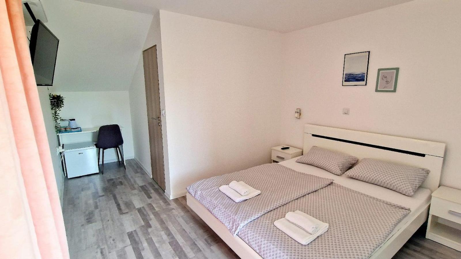 Cozy Room Peny Карловац Екстериор снимка