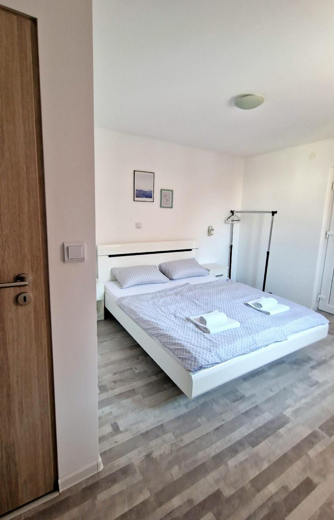 Cozy Room Peny Карловац Екстериор снимка